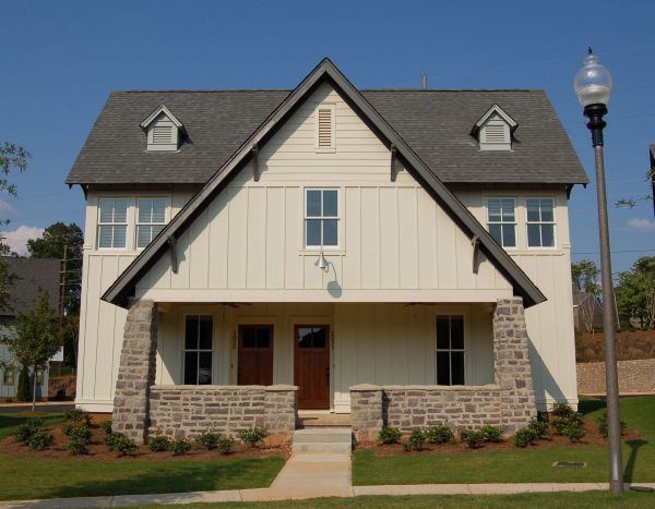Duplex - Hackberry 2 Bedroom Street View